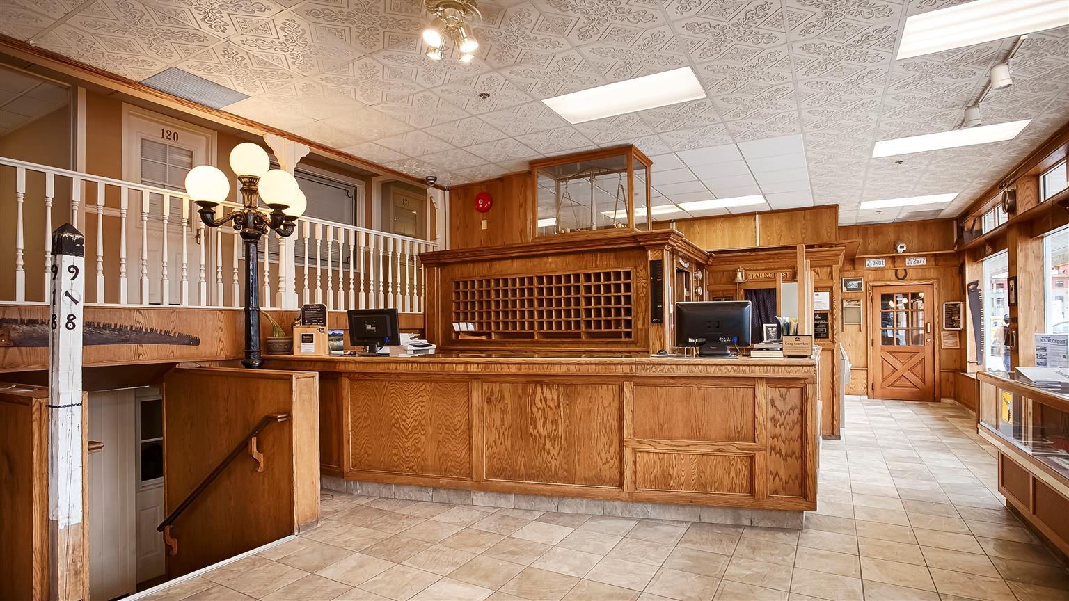 Best Western Gold Rush Inn Whitehorse Exterior photo